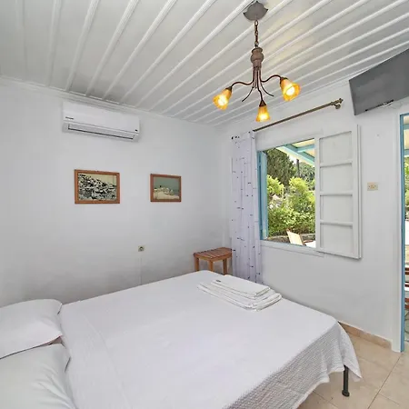 The Akri House Agnondas