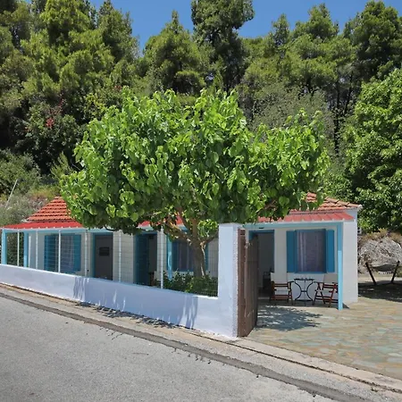 The Akri House Agnondas *