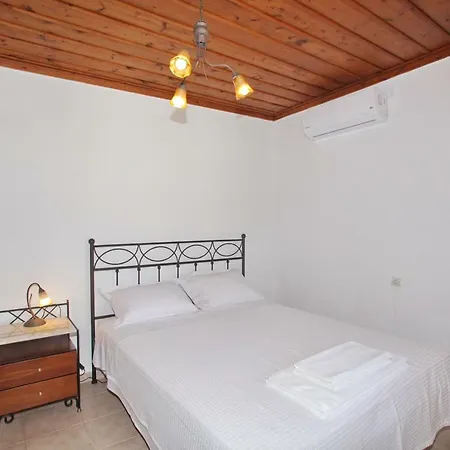 The Akri House Agnondas Agnontas