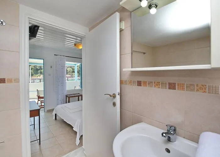 The Akri House Agnondas