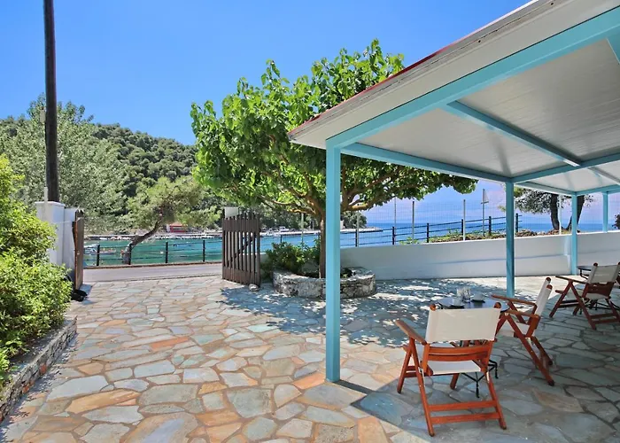 The Akri House Agnondas Apartment *